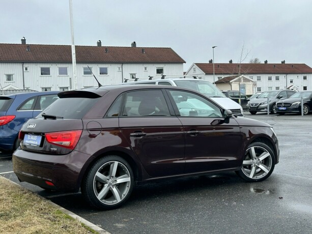 audi-a1-bensin-2013-big-3