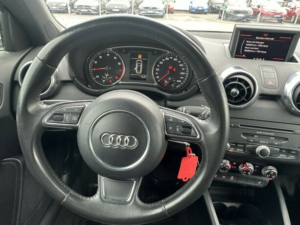 audi-a1-bensin-2013-big-9