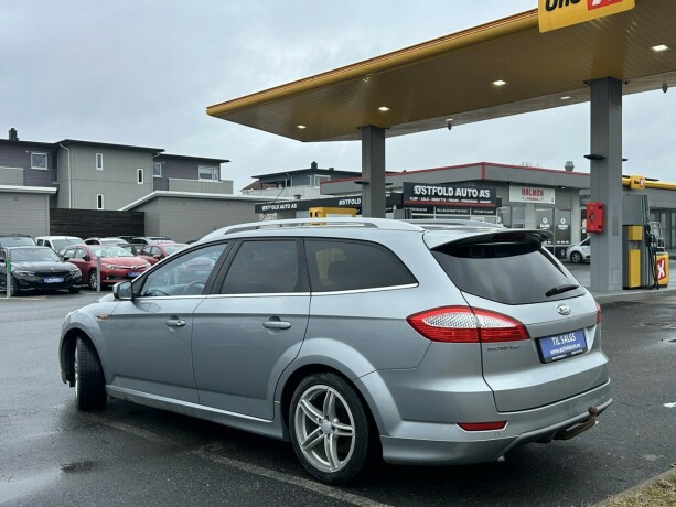 ford-mondeo-diesel-2010-big-5