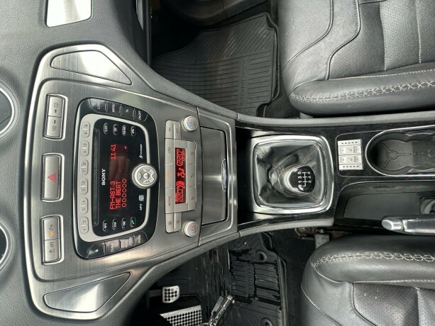 ford-mondeo-diesel-2010-big-11