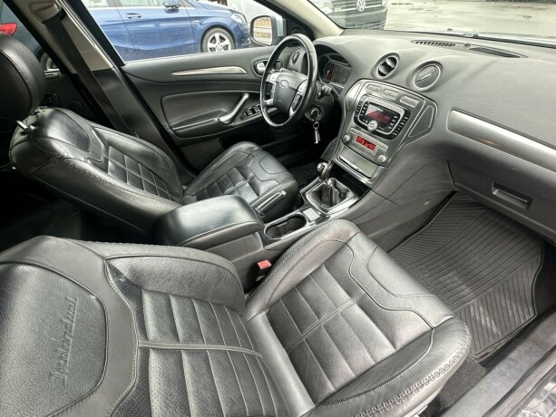 ford-mondeo-diesel-2010-big-7