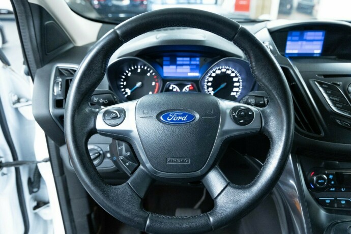 ford-kuga-diesel-2014-big-10