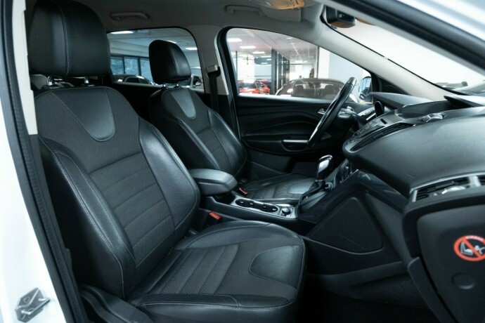 ford-kuga-diesel-2014-big-9