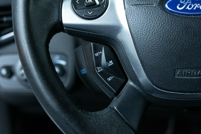 ford-kuga-diesel-2014-big-12