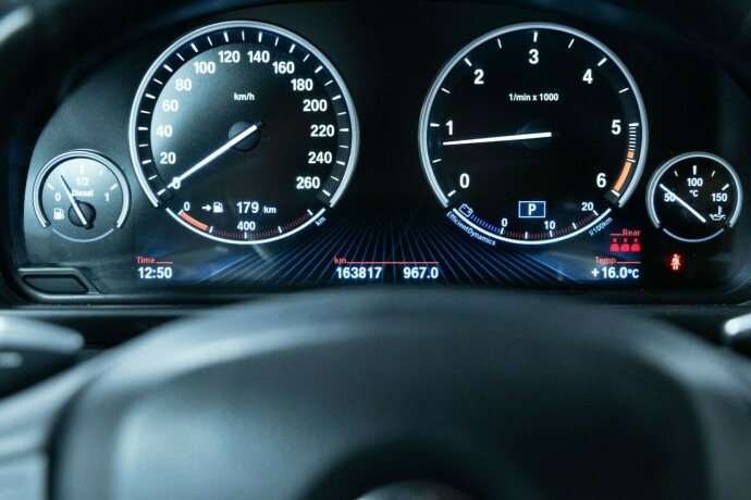 bmw-5-serie-diesel-2013-big-14