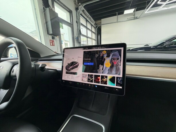 tesla-model-3-elektrisitet-2022-big-31