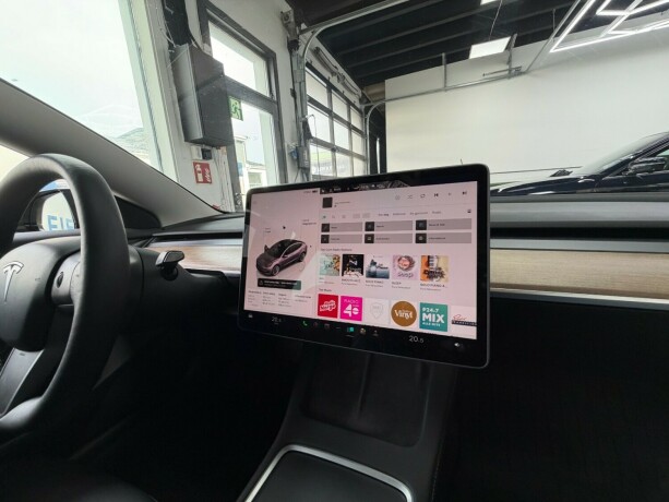 tesla-model-3-elektrisitet-2022-big-26