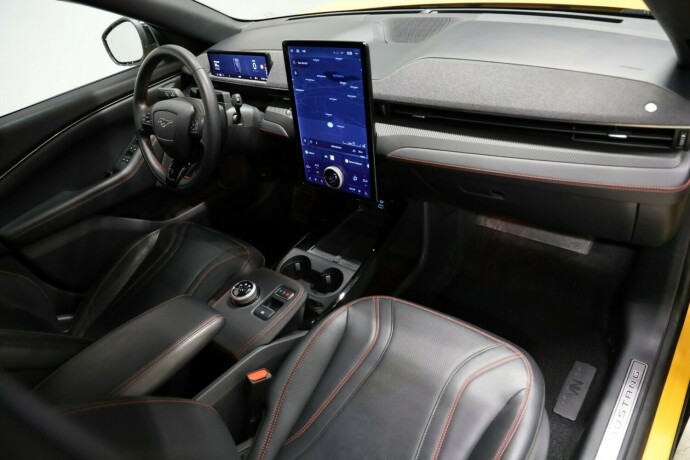 ford-mustang-mach-e-elektrisitet-2023-big-8