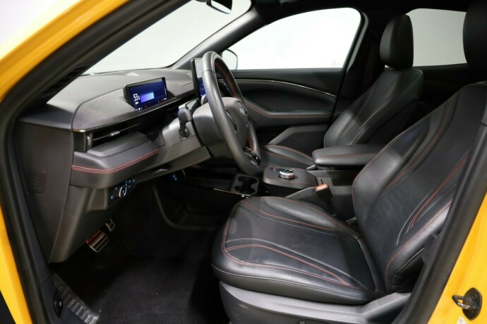 ford-mustang-mach-e-elektrisitet-2023-big-7