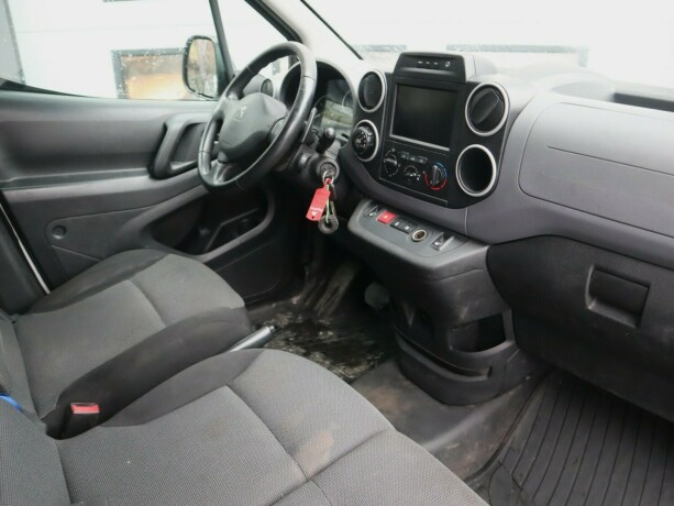 peugeot-partner-diesel-2018-big-1