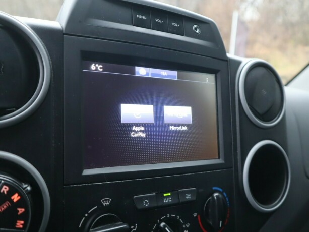 peugeot-partner-diesel-2018-big-7