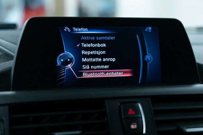 bmw-1-serie-bensin-2014-big-16