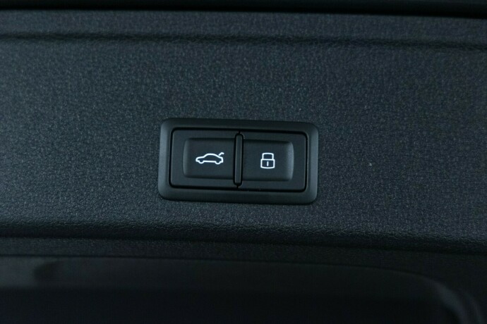 audi-rs4-bensin-2021-big-19