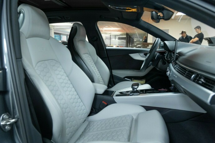audi-rs4-bensin-2021-big-21