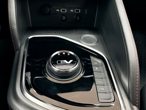 maxus-et90-elektrisitet-2025-big-16