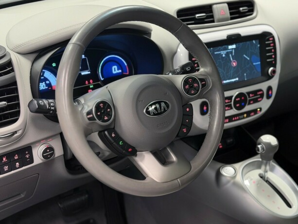 kia-soul-elektrisitet-2018-big-10
