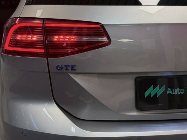 volkswagen-passat-elektrisitetbensin-2017-big-28