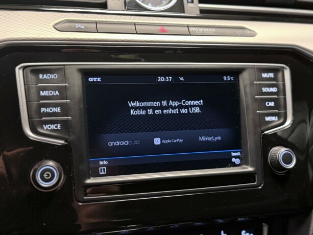 volkswagen-passat-elektrisitetbensin-2017-big-23