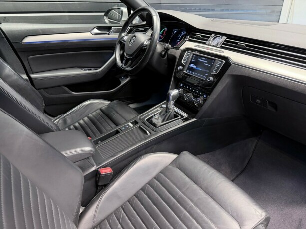 volkswagen-passat-elektrisitetbensin-2017-big-15