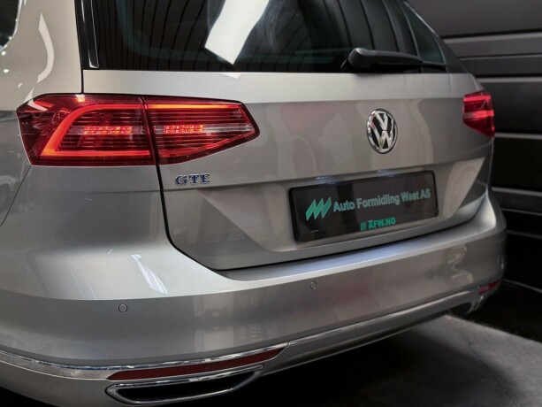 volkswagen-passat-elektrisitetbensin-2017-big-6