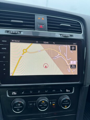 volkswagen-golf-elektrisitet-2019-big-16