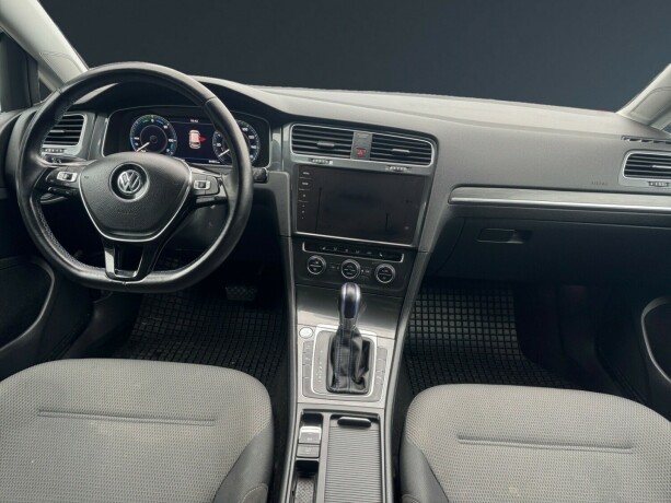 volkswagen-golf-elektrisitet-2019-big-12