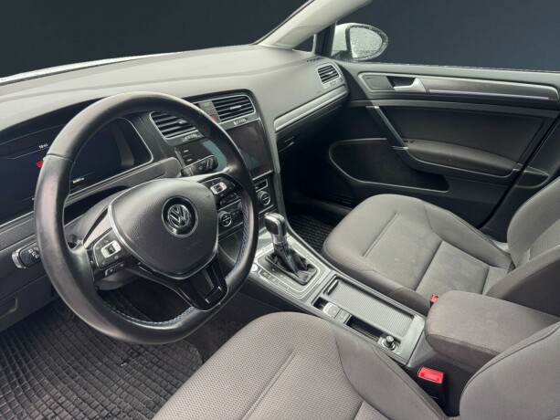 volkswagen-golf-elektrisitet-2019-big-8