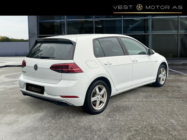 volkswagen-golf-elektrisitet-2019-big-6