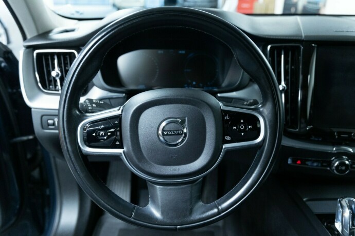 volvo-xc-60-elektrisitetbensin-2019-big-13