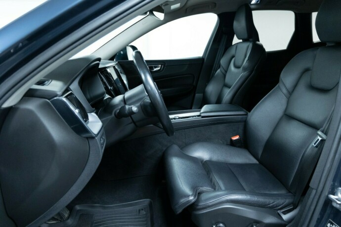 volvo-xc-60-elektrisitetbensin-2019-big-4