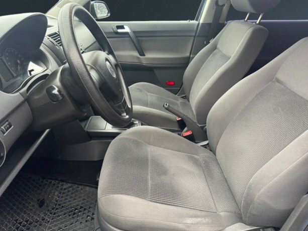 volkswagen-polo-bensin-2009-big-7