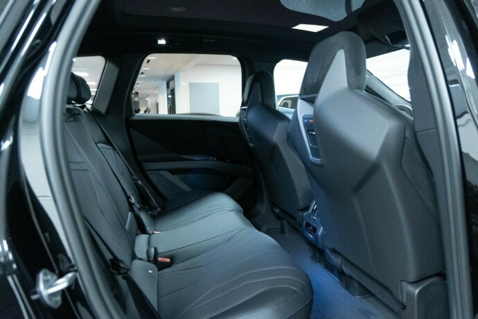 bmw-ix3-elektrisitet-2026-big-15