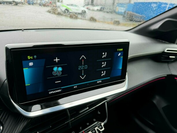 peugeot-208-elektrisitet-2021-big-22