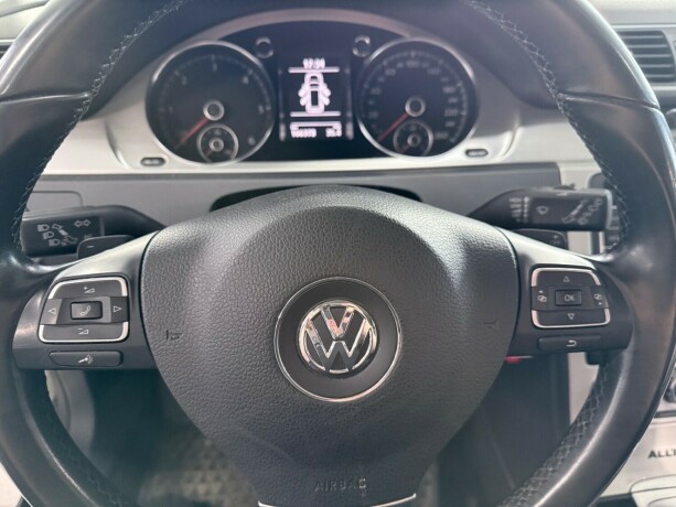 volkswagen-passat-diesel-2014-big-12