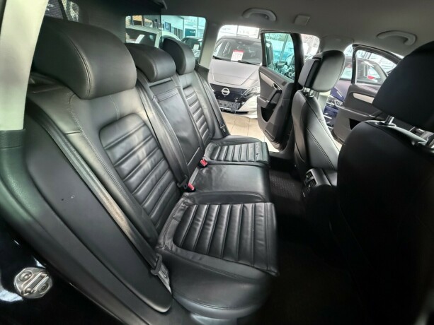 volkswagen-passat-diesel-2014-big-27