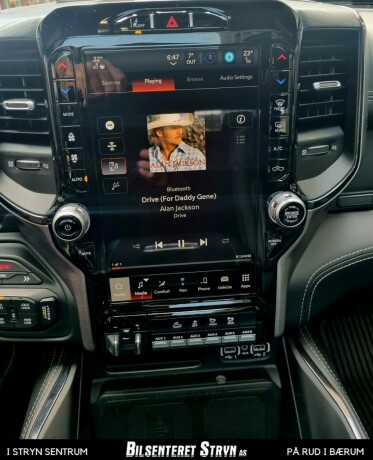 dodge-ram-bensin-2023-big-15