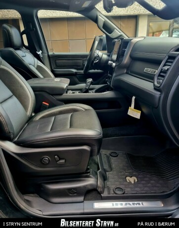 dodge-ram-bensin-2023-big-11