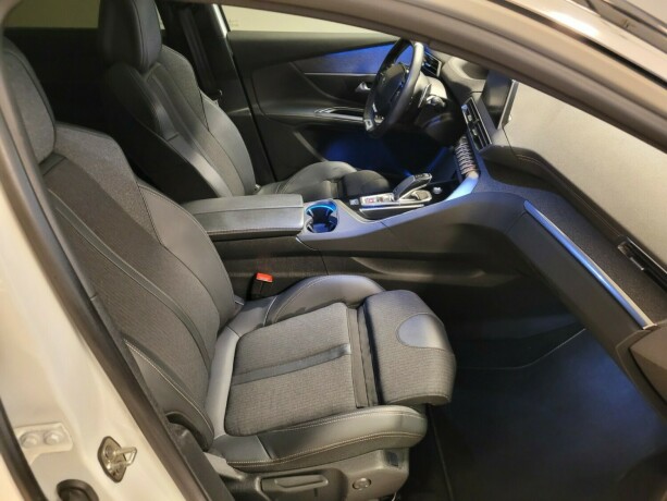 peugeot-5008-diesel-2019-big-15