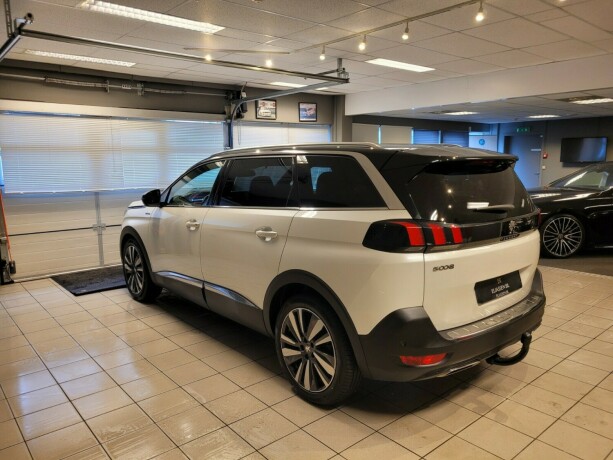 peugeot-5008-diesel-2019-big-6