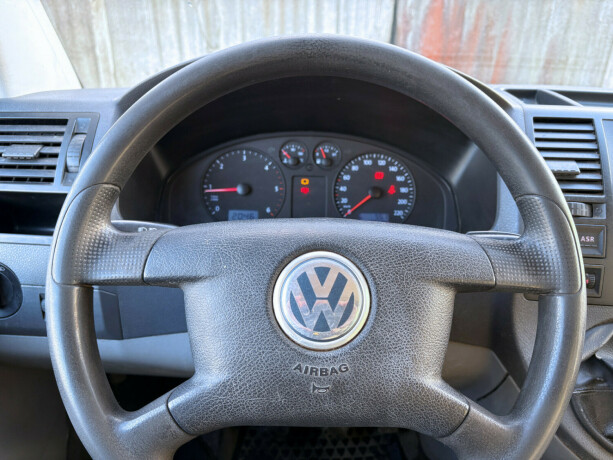 volkswagen-transporter-diesel-2003-big-10