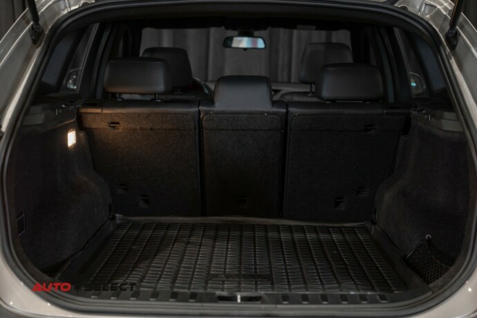 bmw-x1-diesel-2013-big-8