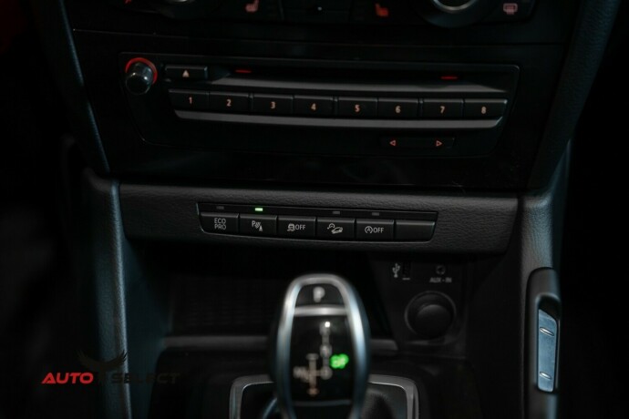 bmw-x1-diesel-2013-big-31