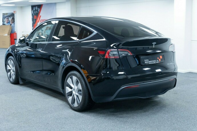 tesla-model-y-elektrisitet-2023-big-1