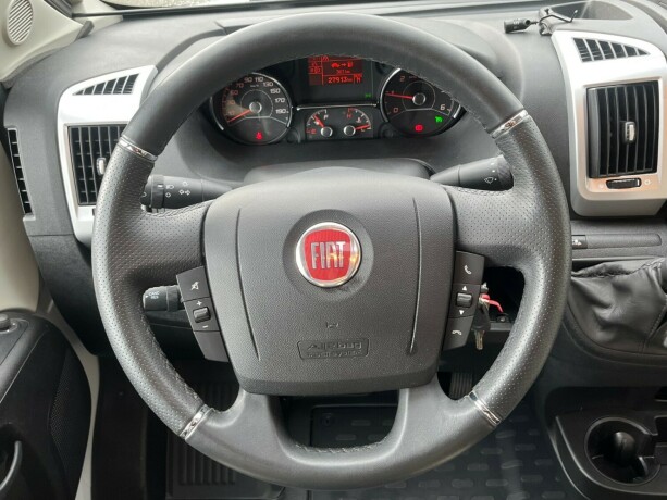 solifer-t752-lav-km-face2face-queensbed-senkeseng-alde-varme-hengerfeste-diesel-2020-big-17