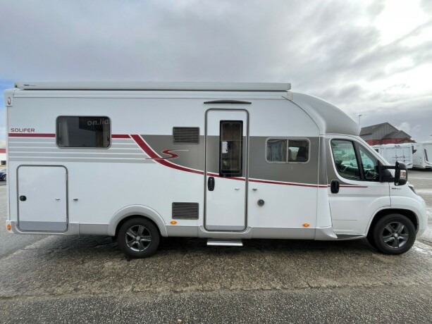 solifer-t752-lav-km-face2face-queensbed-senkeseng-alde-varme-hengerfeste-diesel-2020-big-4