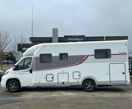 solifer-t752-lav-km-face2face-queensbed-senkeseng-alde-varme-hengerfeste-diesel-2020-big-0