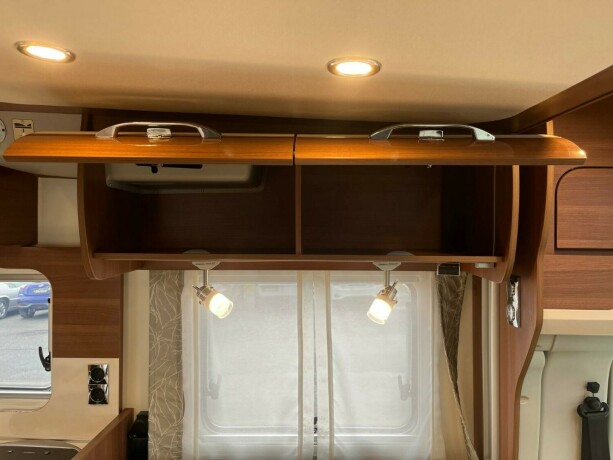 solifer-t752-lav-km-face2face-queensbed-senkeseng-alde-varme-hengerfeste-diesel-2020-big-31