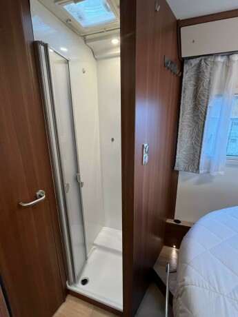 solifer-t752-lav-km-face2face-queensbed-senkeseng-alde-varme-hengerfeste-diesel-2020-big-52