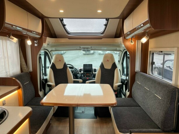 solifer-t752-lav-km-face2face-queensbed-senkeseng-alde-varme-hengerfeste-diesel-2020-big-27