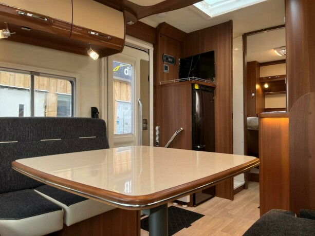 solifer-t752-lav-km-face2face-queensbed-senkeseng-alde-varme-hengerfeste-diesel-2020-big-30